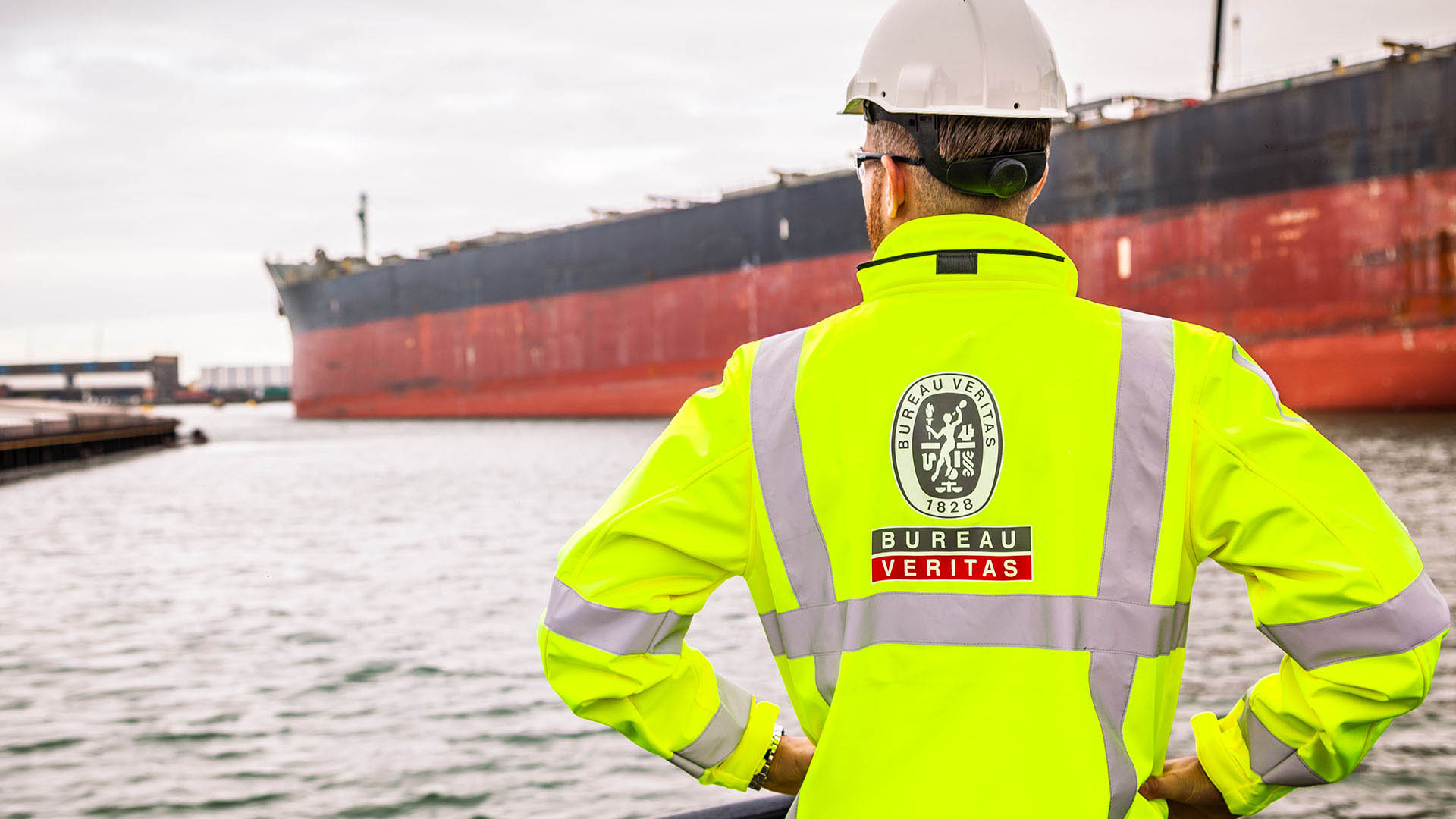 Expert in Chemical and Petro-Chemical Cargo Inspection